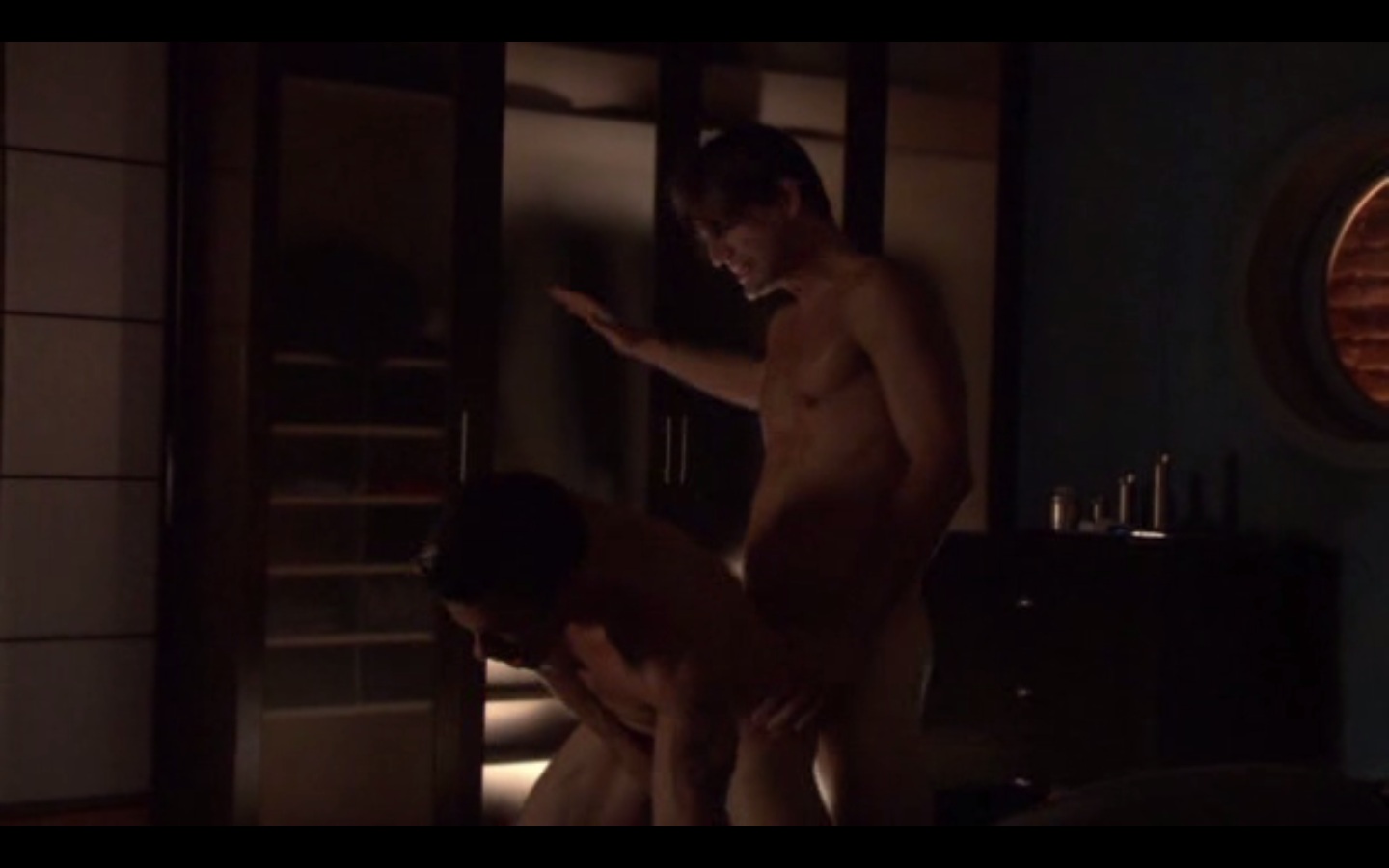 Queer as Folk (US) 5x02 - Gale Harold, Randy Harrison & Naked Extra.