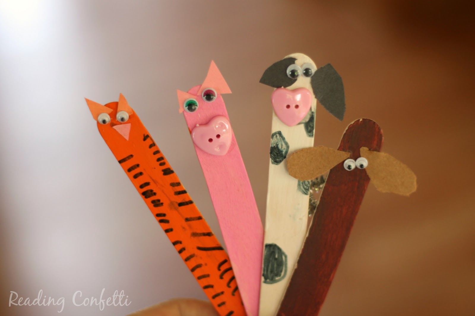 Craft Stick Farm Animals Reading Confetti