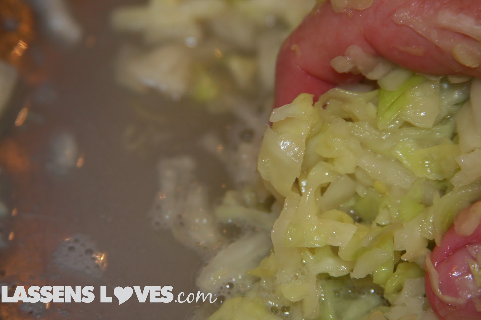 how+to+make+sauerkraut, homemade+sauerkraut, fermented+foods