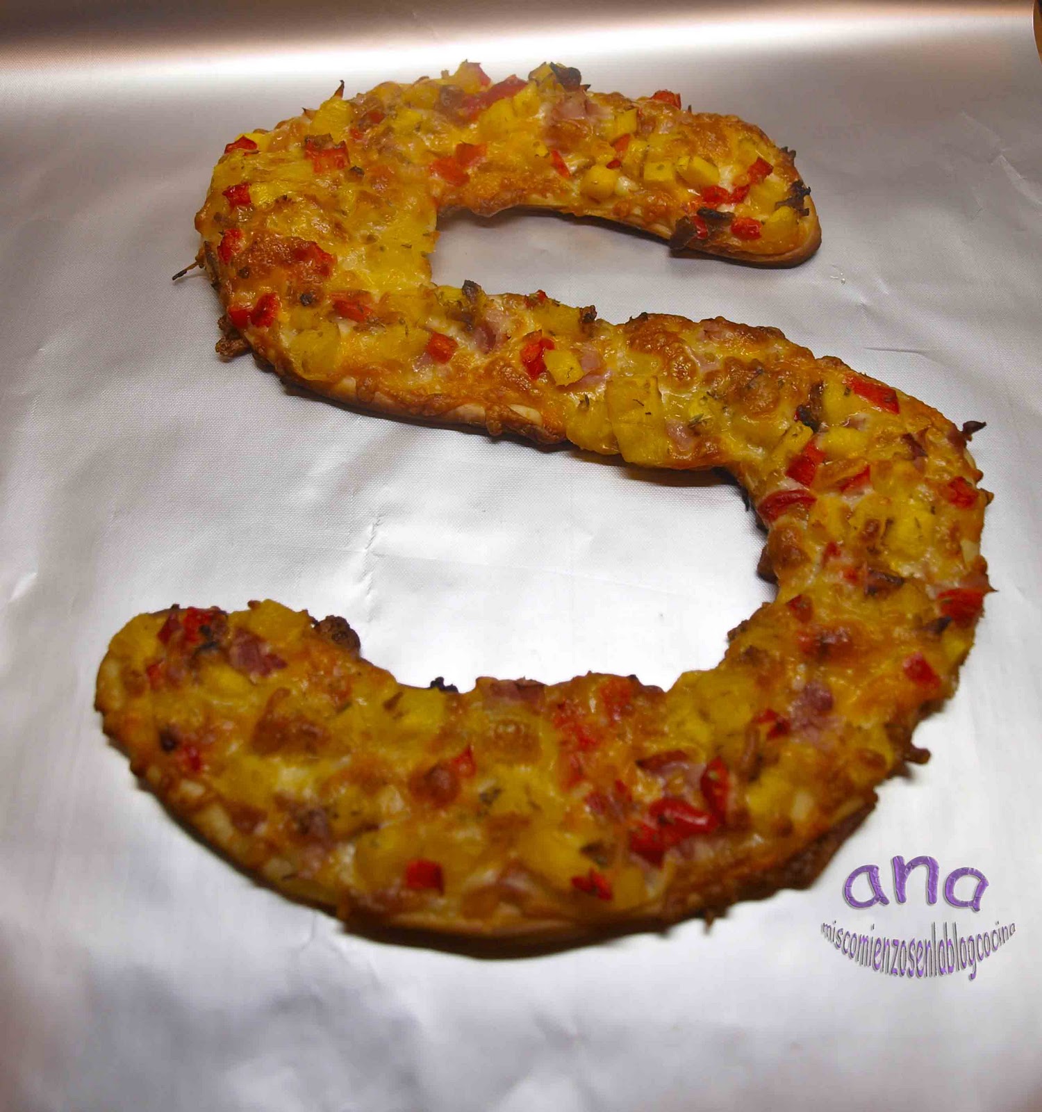 MIS COMIENZOS EN LA BLOG COCINA PIZZA DE MANGO, BACON Y PIMIENTO