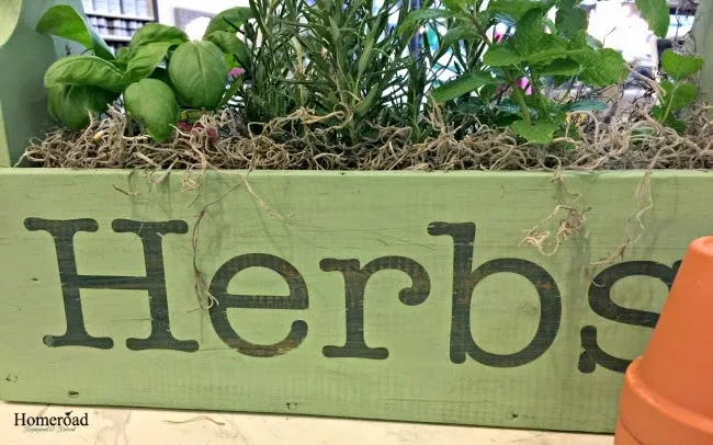 Wooden herb crate makes a great DIY gift. 