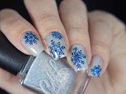 nail winter vibes snowflake pr sample