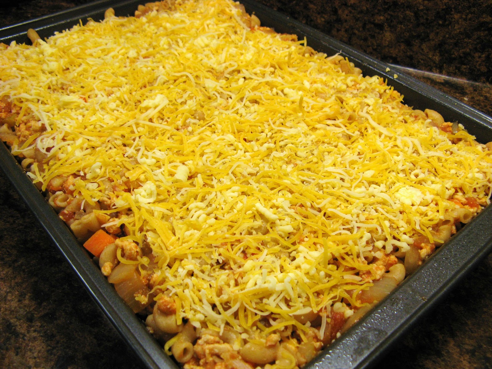 The WellFed Newlyweds Buffalo Chicken Chili Mac