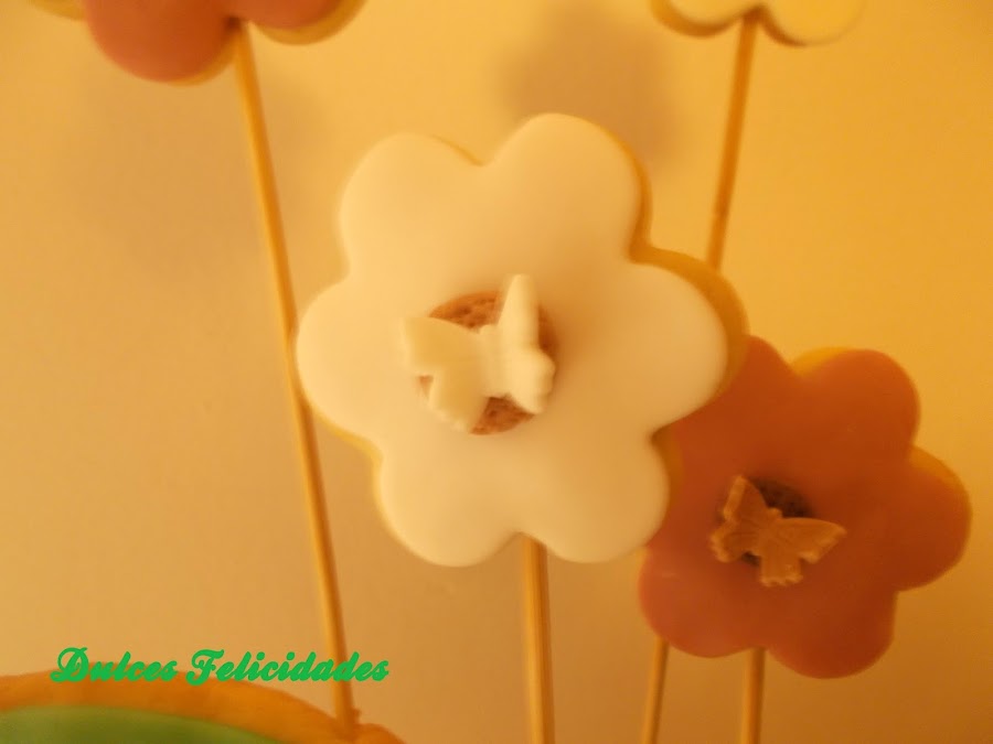 Maceta de galletas en forma de flor