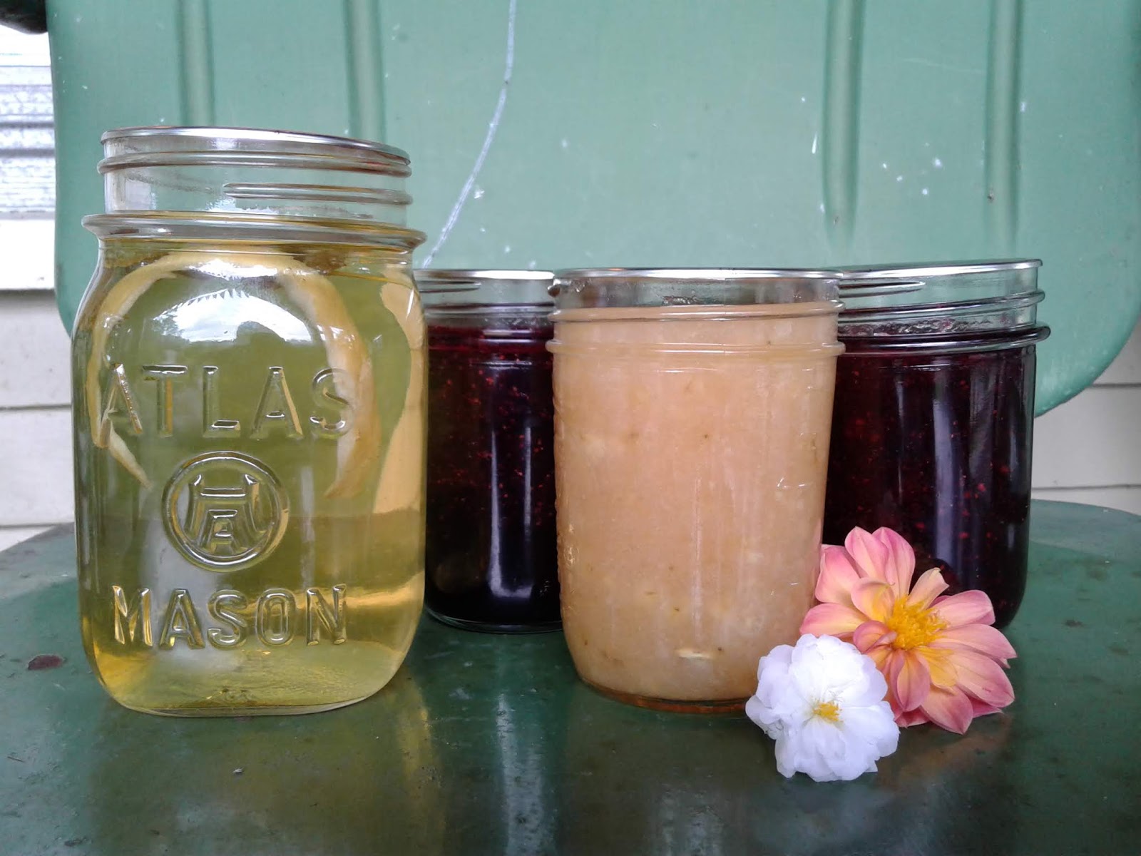 Cottontail Farm Canning banana butter, jam & vinegar