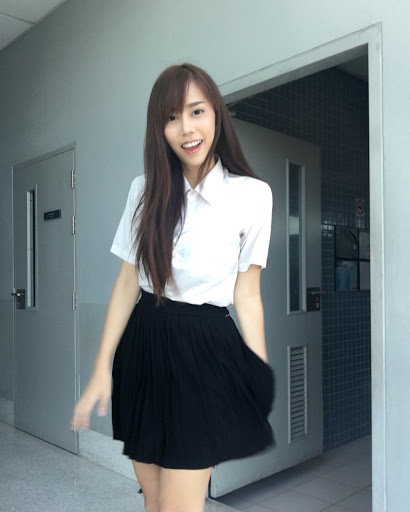 Apitsada Jarernsuk Apitsada Jarernsuk most beautiful Thai ladyboys instagram pictures