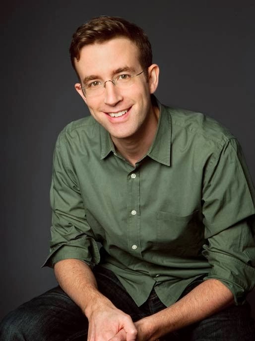 Who is that actor, actress in that TV commercial? Macy's "What's in