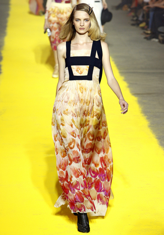 25 of Spring's Best Floral Looks - The Front Row View