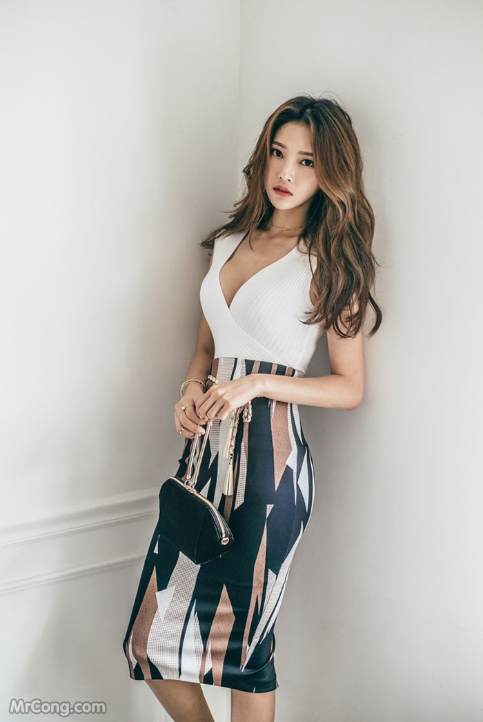 Model Park Jung Yoon in the November 2016 fashion photo series (514 photos) photo 21-8