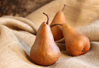 Pastry Wrapped Baked Pears with Gorgonzola