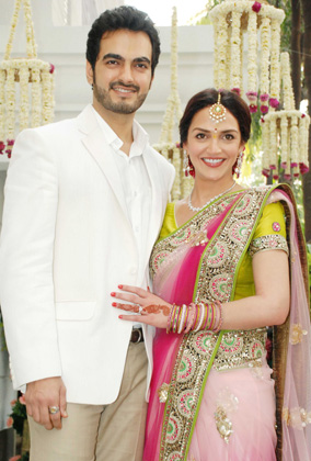 Eisha deol engagement pic1 - Esha Deol's Engagement Pics