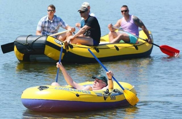 Σωσίβια φουσκωτά θαλάσσης