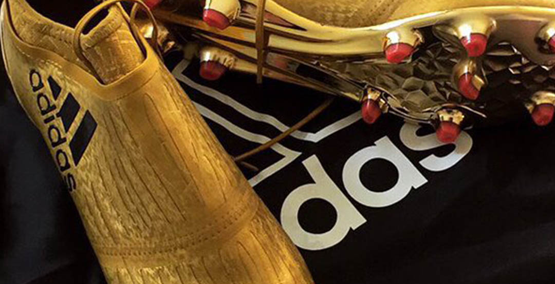 Insane Gold X PureChaos Boots Revealed - Footy