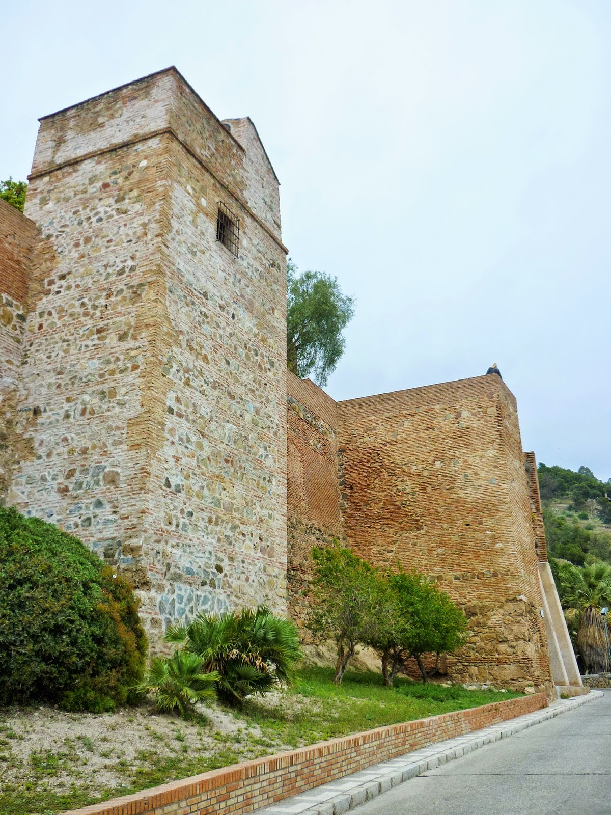 Malaga - Espagne - chemin piéton Castillo de Gibralfaro