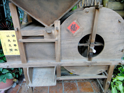 Paper umbrella making tool in Meinong Culture Village Kaohsiung