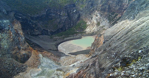 Menguak Mitos Mistis Misteri Kegaiban Gunung Ciremai 