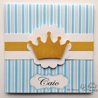convite artesanal aniversário infantil leão rei azul branco dourado coroa menino 1 aninho delicado