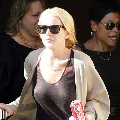 Lindsay Lohan Boobs In See Thru Shirt