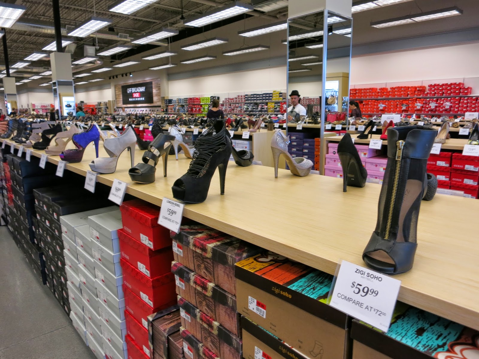 shoe store broadway at the beach