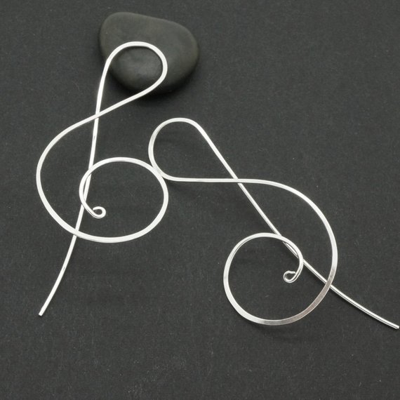 Modern Wire Earrings by Atelier Blaauw / The Beading Gem