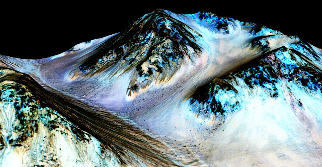 يؤكد وجود مياه سائلة على كوكب المريخ أنه لا يزال نشطا جيولوجيا