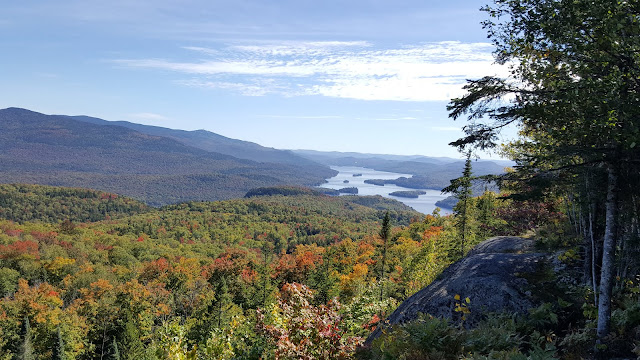 Point de vue sur le sentier vers le mont Gorille