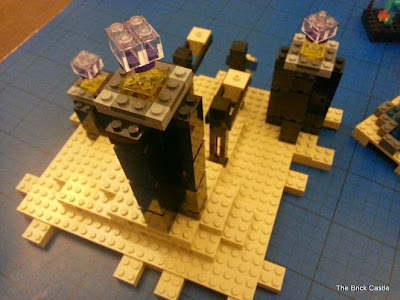 LEGO Minecraft set 21117 -  Obsidian pillars light brick and scenery