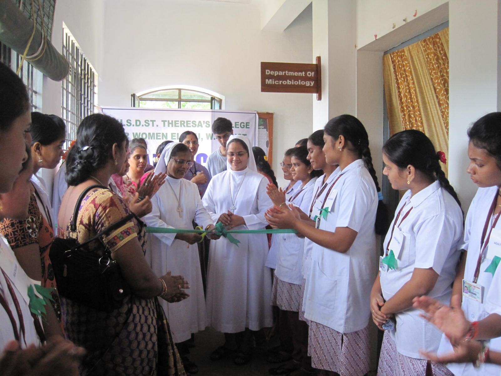 Service projects for college students zoology