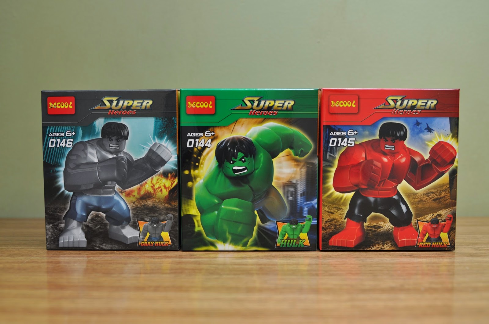 My Brick Store: Lego Hulk - Red Hulk, Grey Hulk, Green Hulk