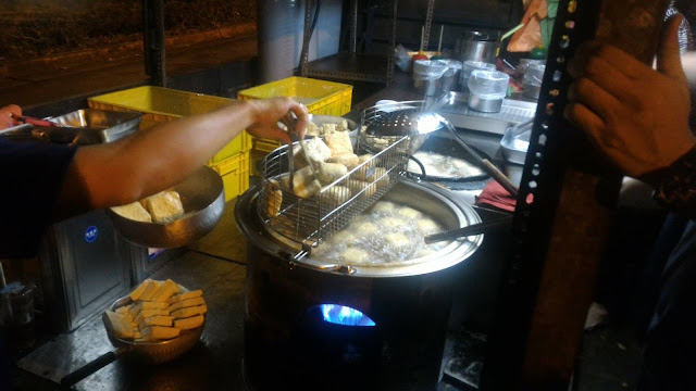 【公館美食】師大公館校區 學七側門臭豆腐~ 【公館美食】師大公館校區 學七側門臭豆腐~