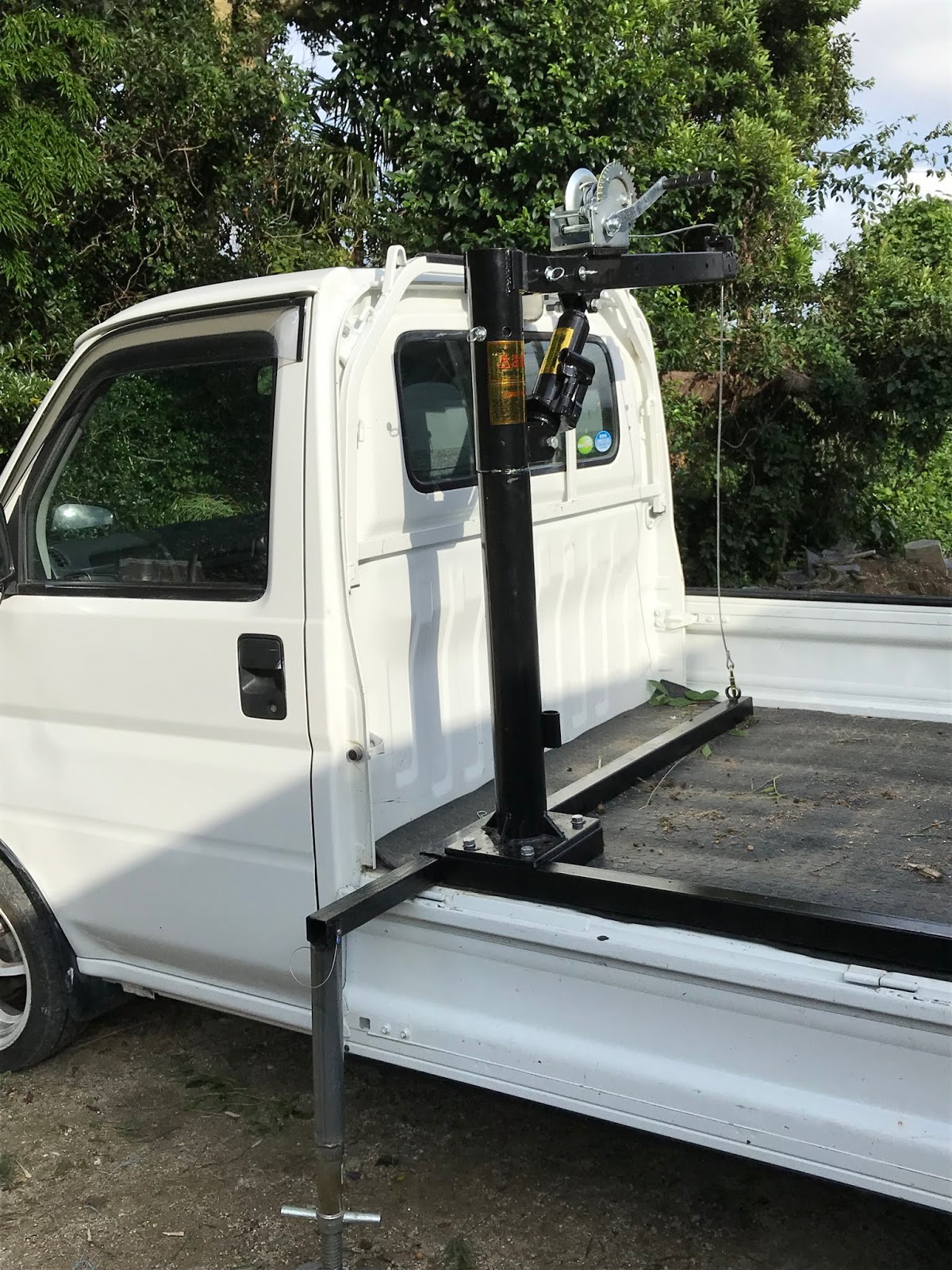 クレーン 軽トラに付けるクレーン