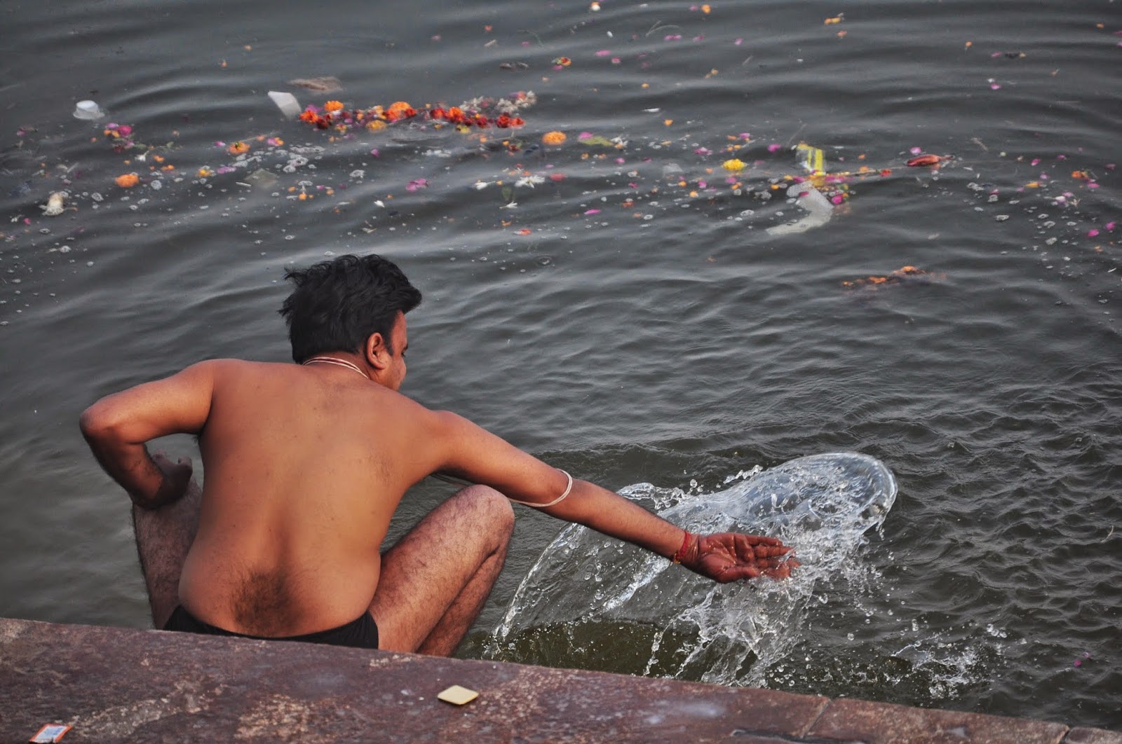Desi Indian men male langot underwear bulge river bathing dickslip bulging wet ghat picture varanasi banaras