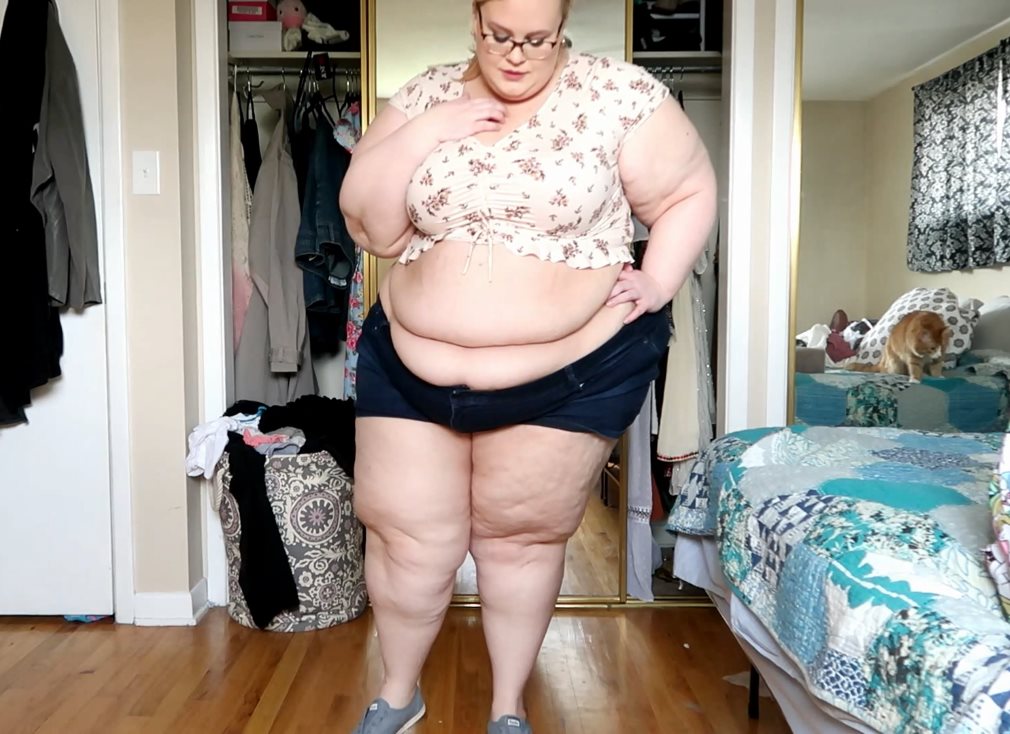 Foxy roxxie bbw