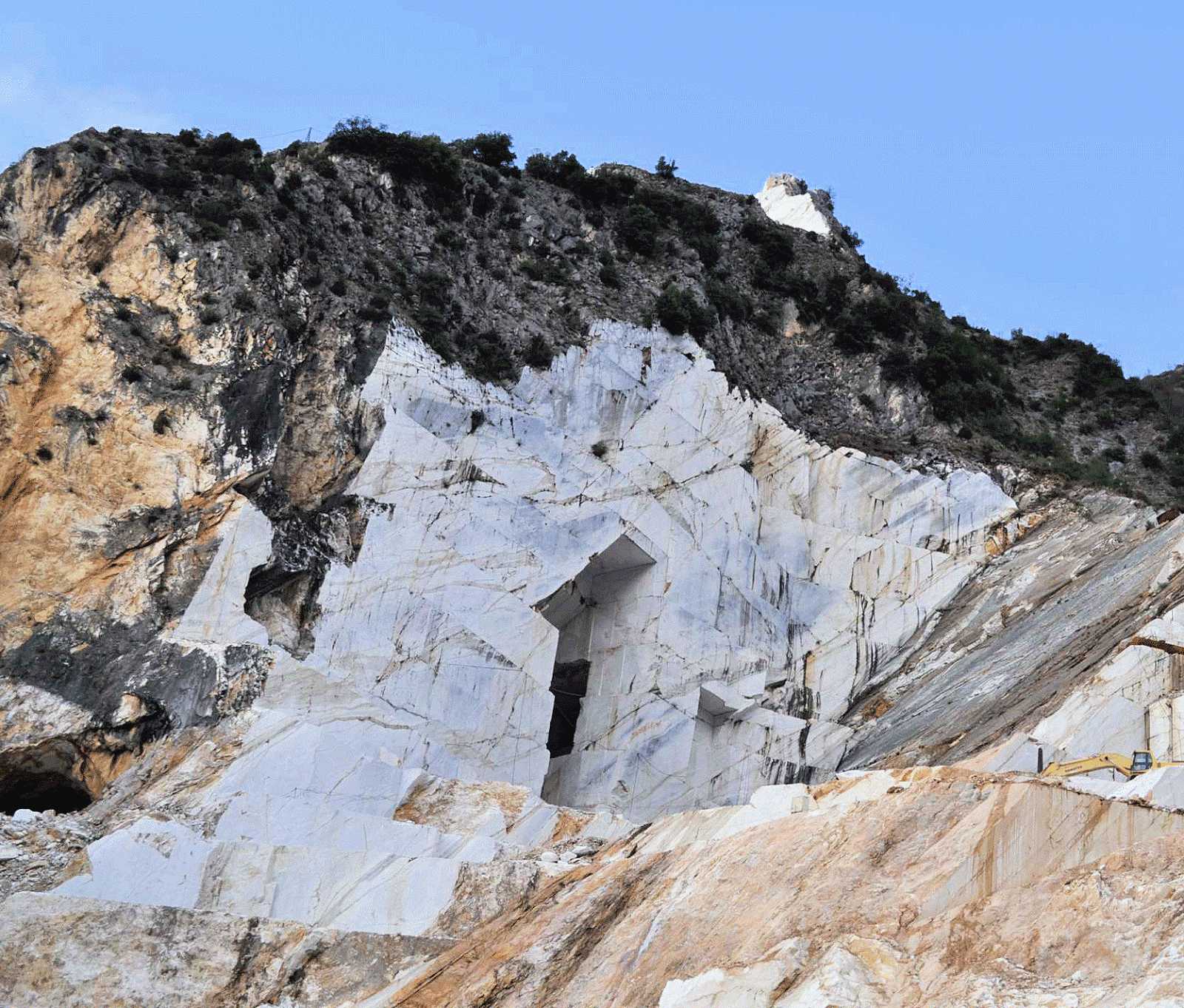 The legendary Carrara marble quarries gave birth to many a Michelangelo masterpiece. All photography is the property of James Jones unless noted. Unauthorized use is prohibited.
