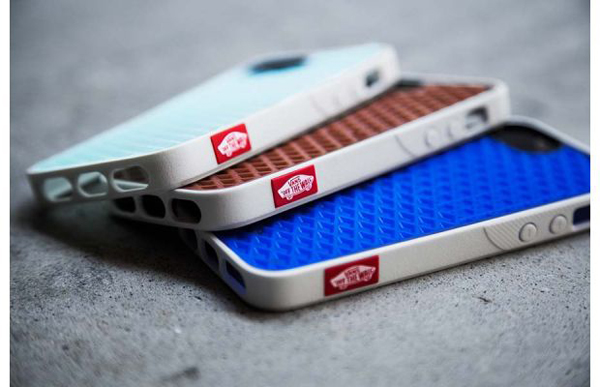 Macho Moda - Blog de Moda Masculina: Vans: Novos modelos de iPhone Cases
