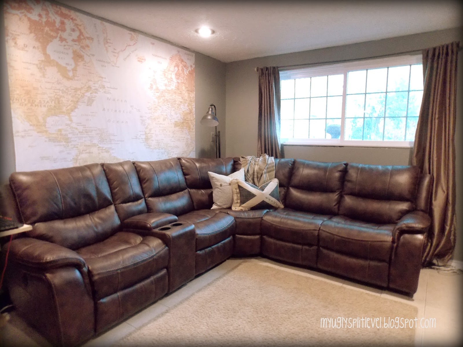 100 Decorating A Bi Level Home Best 25 Entryway Stairs