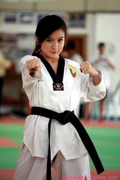wut hmone shwe yee in teakwondo outfit 02