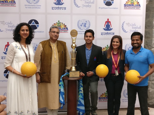 Unveiling of Trophy by Angelique, UNIC, Sudeva and Sonalika Unveiling of Trophy by Angelique, UNIC, Sudeva and Sonalika