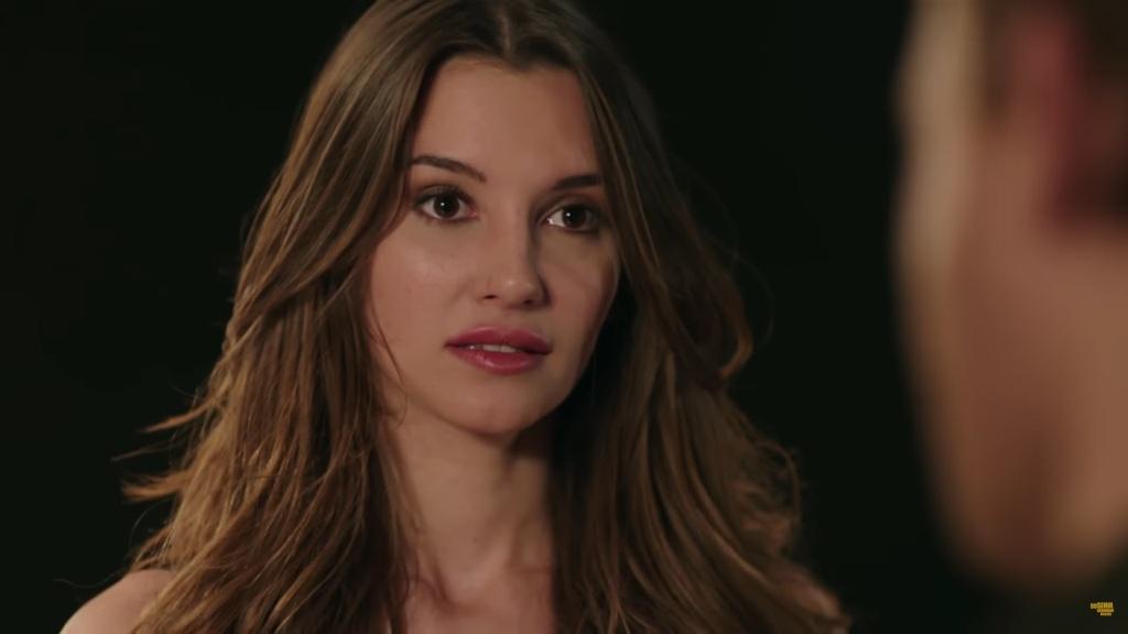 W sercu miasta odcinek 1 i 2: Ali poznaje Derin [Zdjęcia + Streszczenie]