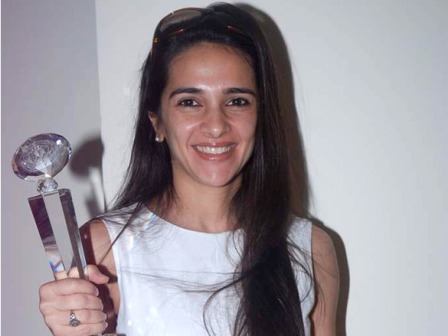 Tara Sharma1 - Sameera Reddy & Tara Sharma at Women's Day celebrations