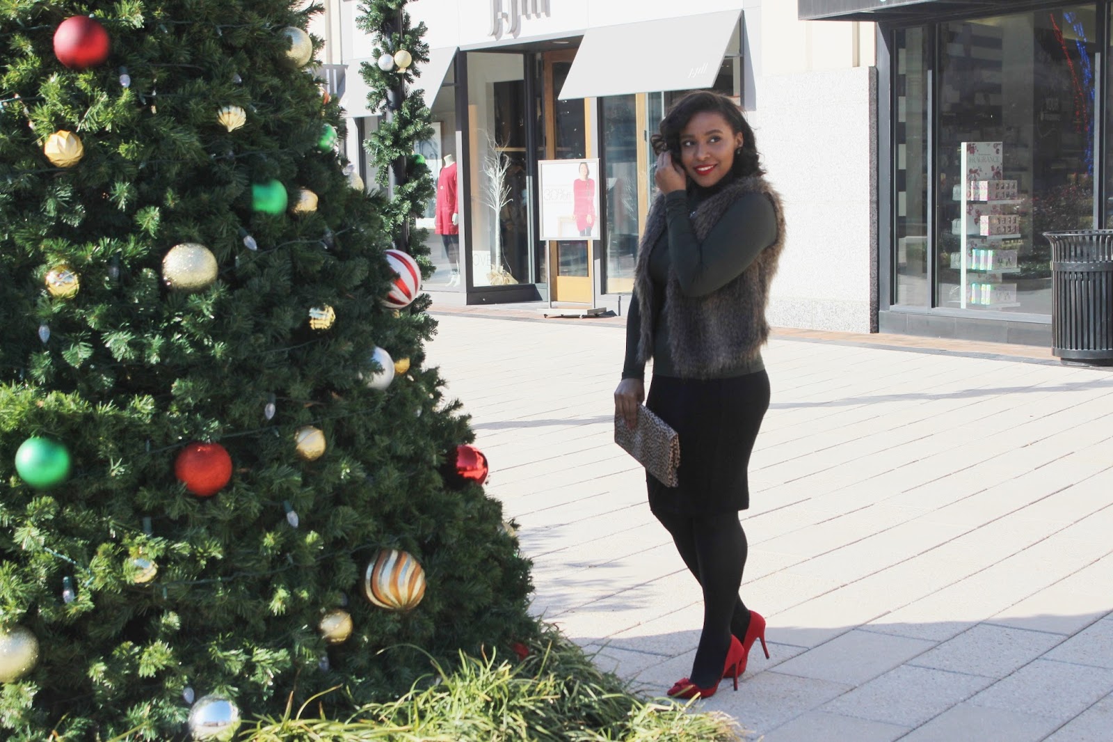 christmas outfit, holiday look, polished holiday look, faux fur, what to wear for christmas