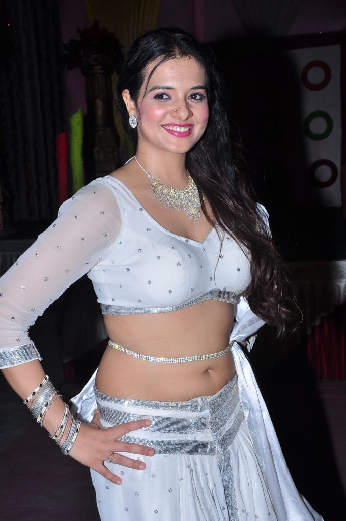 Saloni Belly Chain Navel Show Pics South Indian Navels