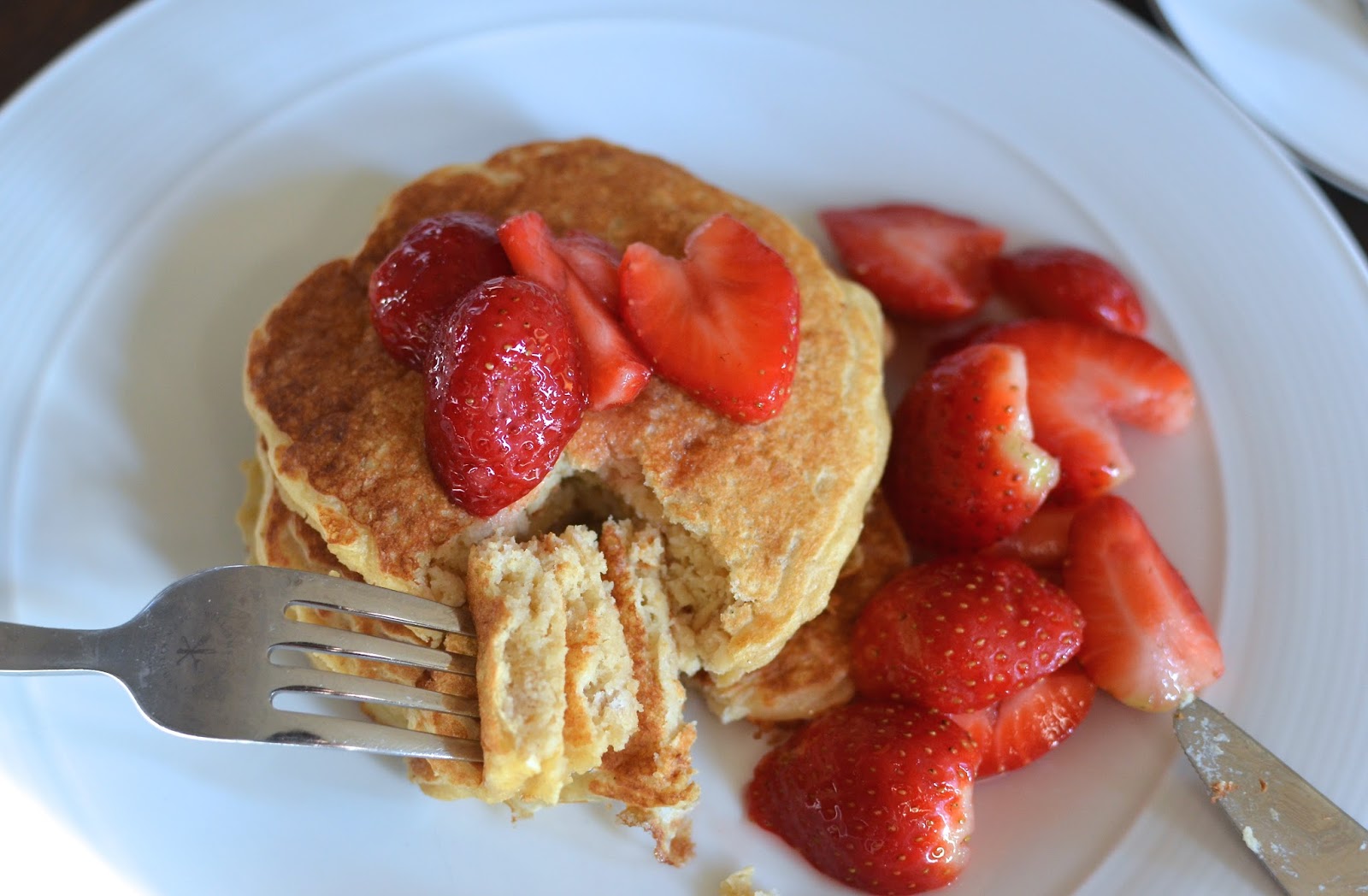Playing with Flour Multigrain pancakes and making buttermilk pancakes