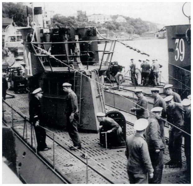 5 February 1940 worldwartwo.filminspector.com U-41 U-39