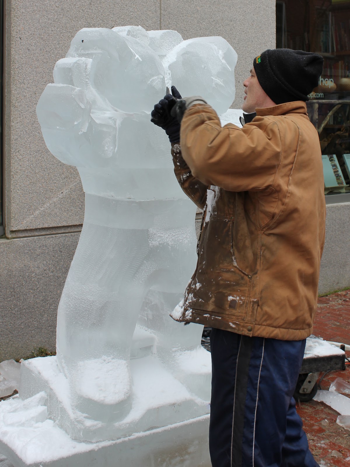 Salem. Still making history. Salem So Sweet Ice Sculptures