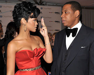 >Gossips // Rihanna A T’elle Viré Jay Z Suite A l’annonce De La grossesse De Beyonce?