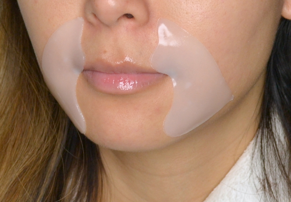 SKINCARE The Face Shop Goodbye Smile Fold Modeling Gel Patch