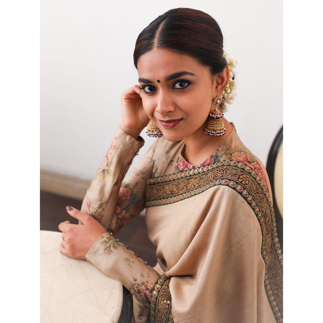 Actress Keerthi Suresh New Saree Photoshoot Actress Keerthi Suresh New Saree Photoshoot