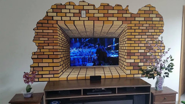 Aplikasikan Lukisan 3D Pengganti Rak TV, Dijamin Ruangan Lapang Aplikasikan Lukisan 3D Pengganti Rak TV, Dijamin Ruangan Lapang