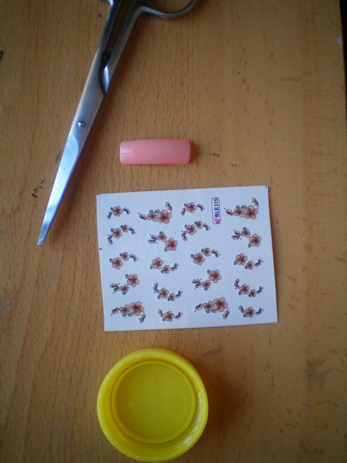 SOÑANDO EN TECNICOLOR CÓMO UTILIZAR WATER DECALS